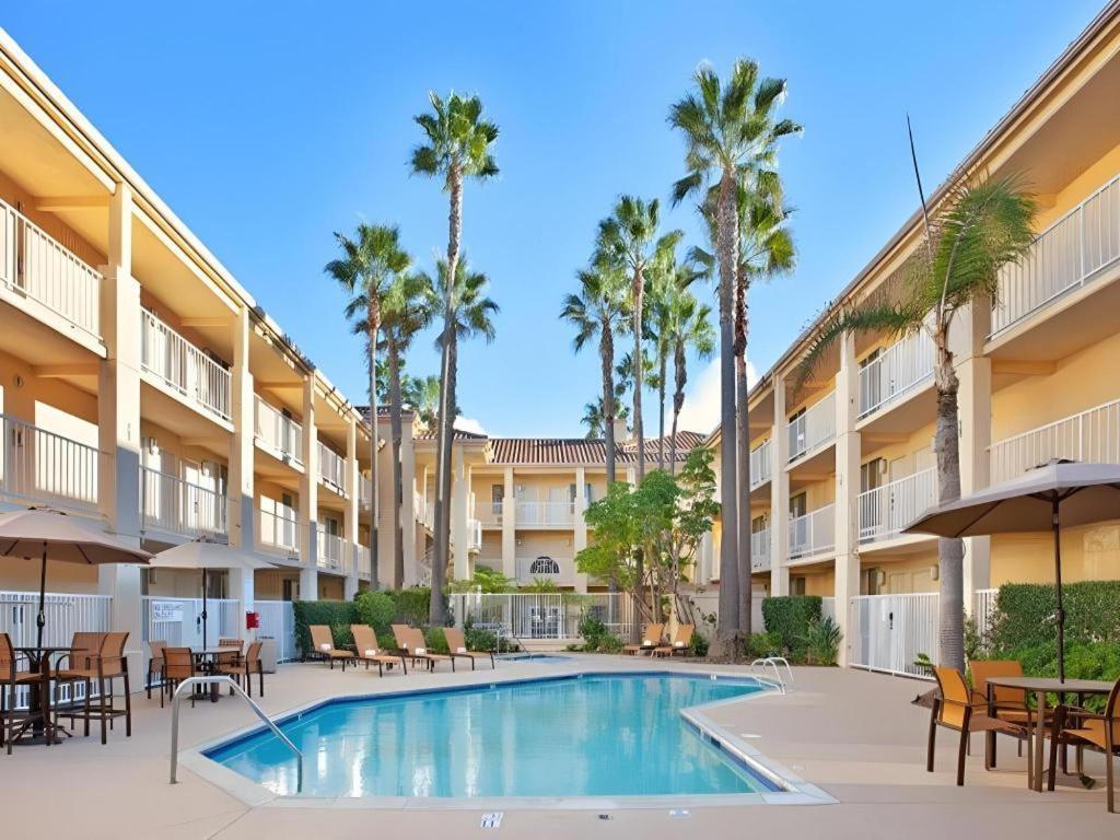 Hotel San Diego-Rancho Bernardo Exteriör bild